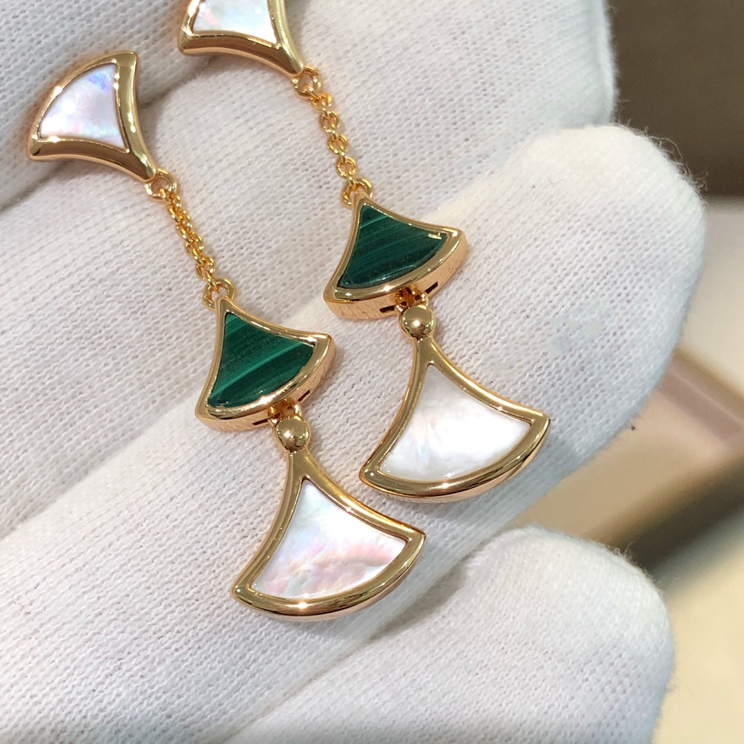 [Vellora Opalyn]DREAM EARRINGS 3 MOTIFS MALACHITE MOP PINK GOLD