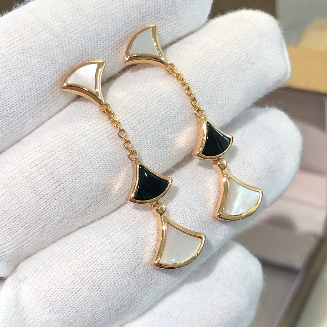 [Vellora Opalyn]DREAM EARRINGS 3 MOTIFS ONYX MOP PINK GOLD