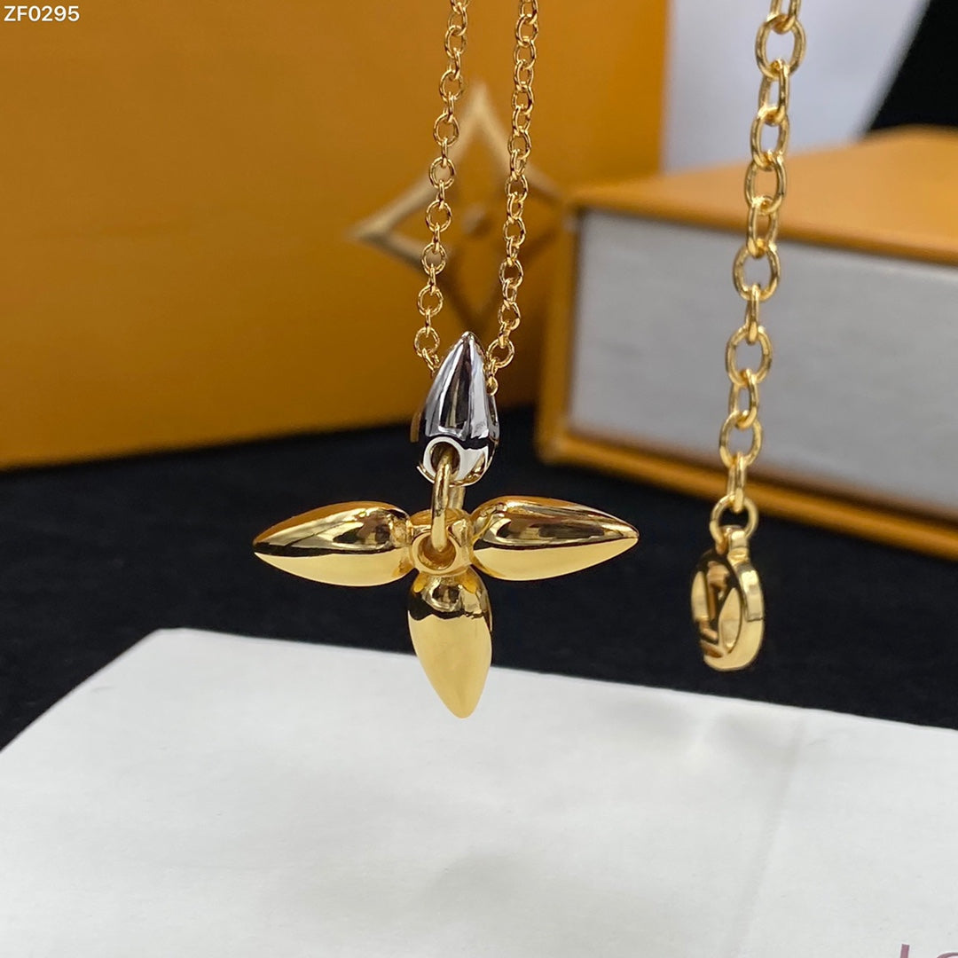 [Vellora Opalyn]LOUISETTE PEDANT GOLD NECKLACE