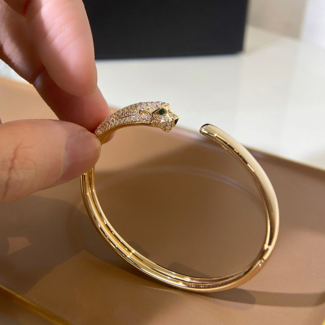 [Vellora Opalyn]PANTHERE GOLD DIAMOND OPEN BRACELET