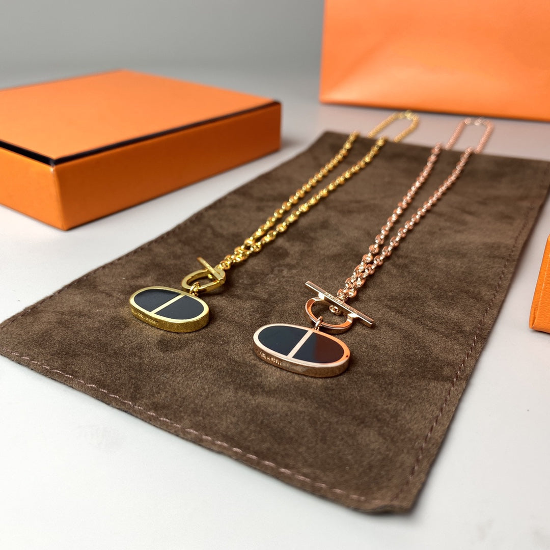 [Vellora Opalyn]CHAINE VERSO BLACK CERAMIC NECKLACE