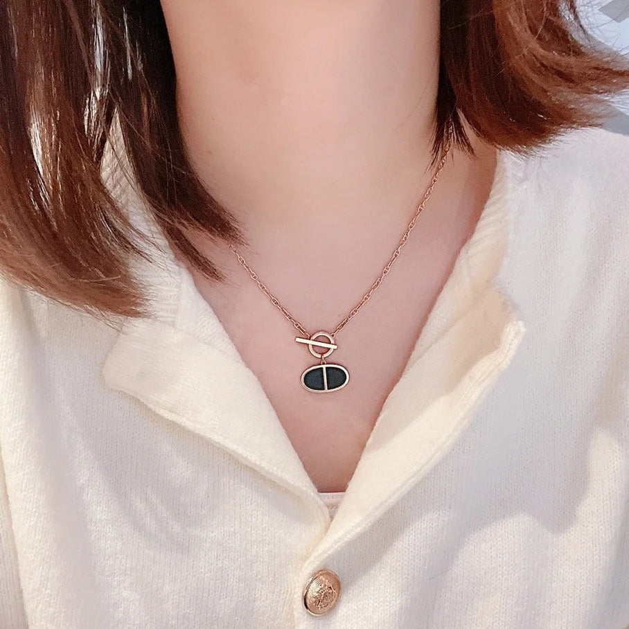 [Vellora Opalyn]CHAINE VERSO BLACK CERAMIC NECKLACE