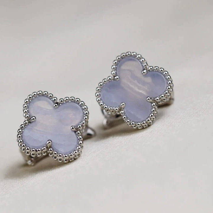 [Vellora Opalyn]CLOVER MEDIUM 1 MOTIFS  WHITE MOP EARRINGS SILVER