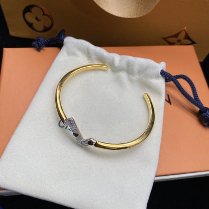 [Vellora Opalyn]VOLTE UPSITE DOWN DIAMOND GOLD OPEN BRACELET