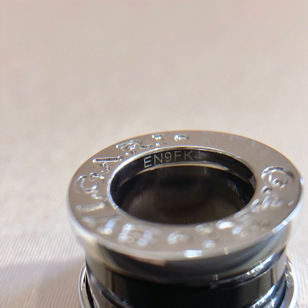 [Vellora Opalyn]ZERO 1 BLACK CERAMIC SILVER NECKLACE