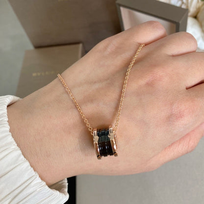 [Vellora Opalyn]ZERO 1 BLACK CERAMIC PINK GOLD NECKLACE