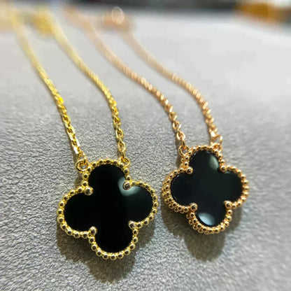 [Vellora Opalyn]CLOVER 15MM BLACK ONYX SINGLE FLOWER NECKLACE