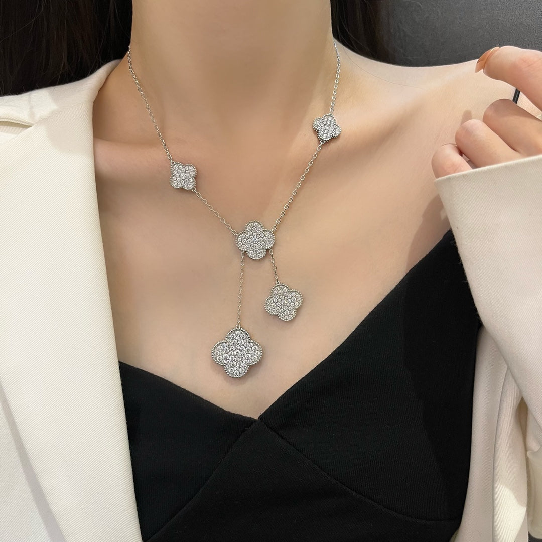 [Vellora Opalyn]CLOVER 5 MOTIFS SILVER DIAMONDS NECKLACE