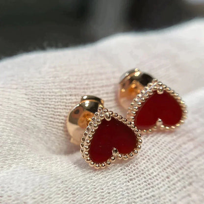[Vellora Opalyn]HEART CARNELIAN STUD EARRINGS