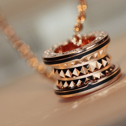 [Vellora Opalyn]ZERO 1 ROCK PEDANT PINK GOLD BLACK NECKLACE