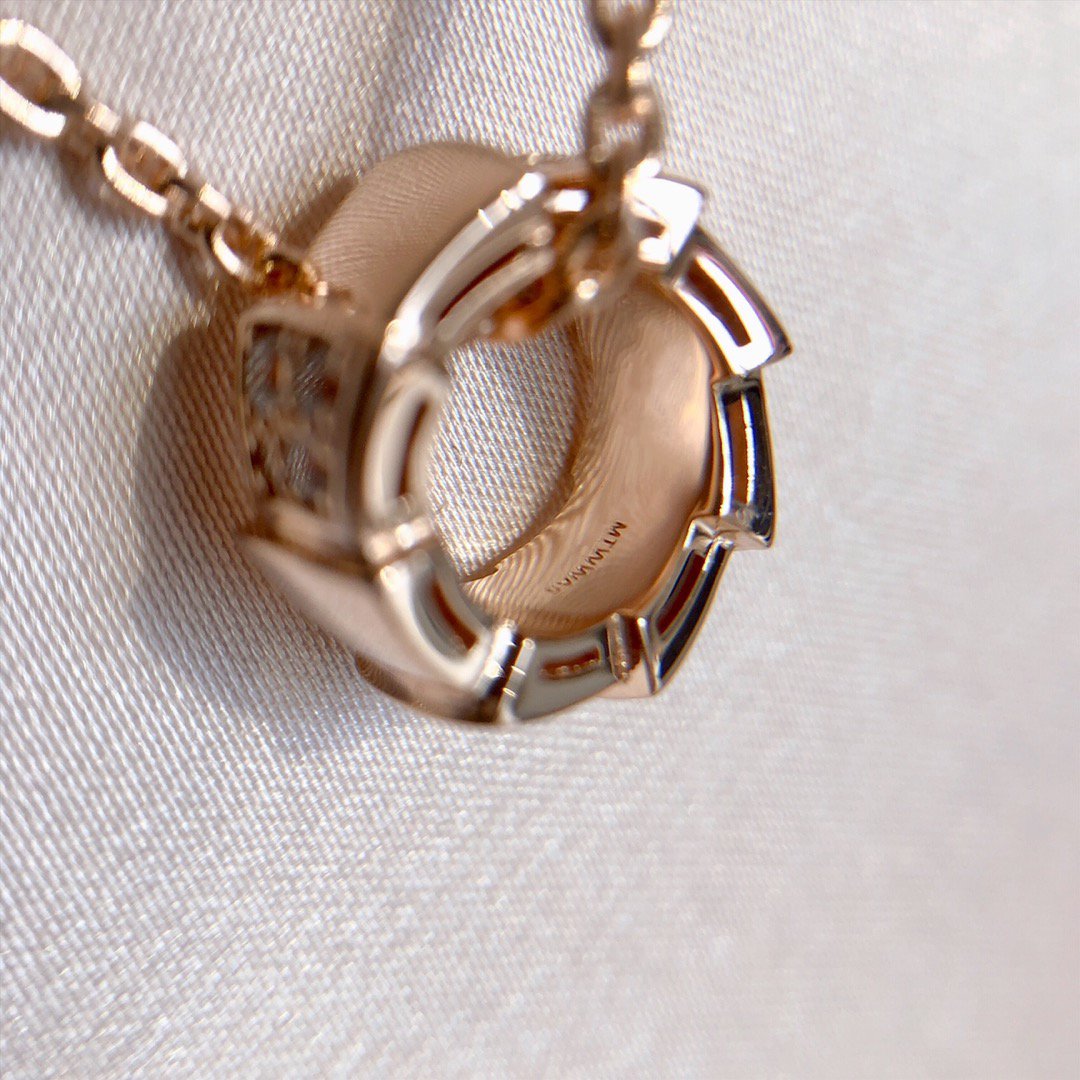 [Vellora Opalyn] SERPENTI PEDANT DIAMOND PINK GOLD NECKLACE