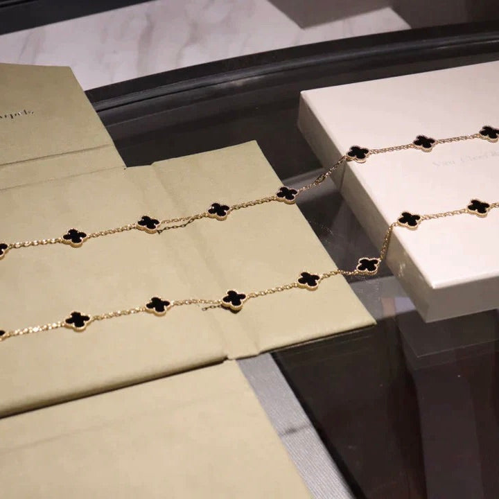 [Vellora Opalyn]CLOVER 20 MOTIFS ONYX NECKLACE