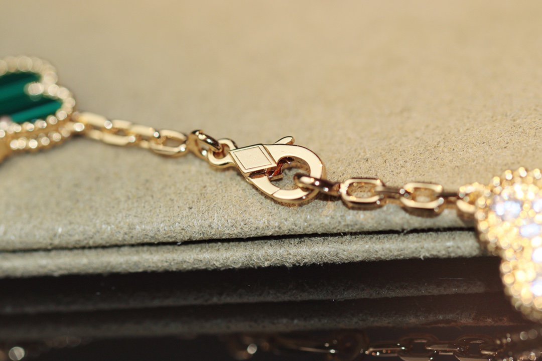 [Vellora Opalyn]CLOVER 20 MOTIFS ONYX ROSE GOLD