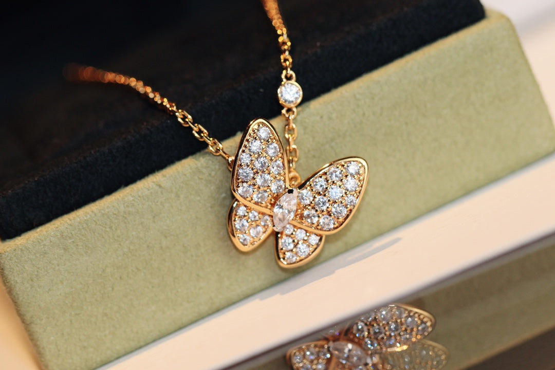 [Vellora Opalyn]BUTTERFLY DIAMOND NECKLACE