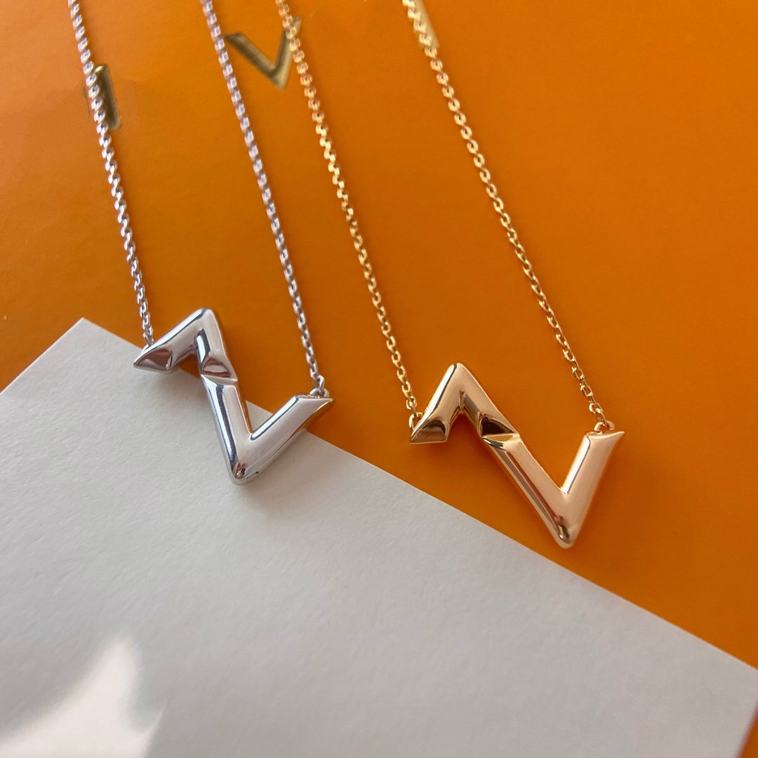 [Vellora Opalyn]VOLTE UPSIDE DOWN NECKLACE