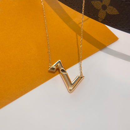 [Vellora Opalyn]VOLTE UPSIDE DOWN NECKLACE