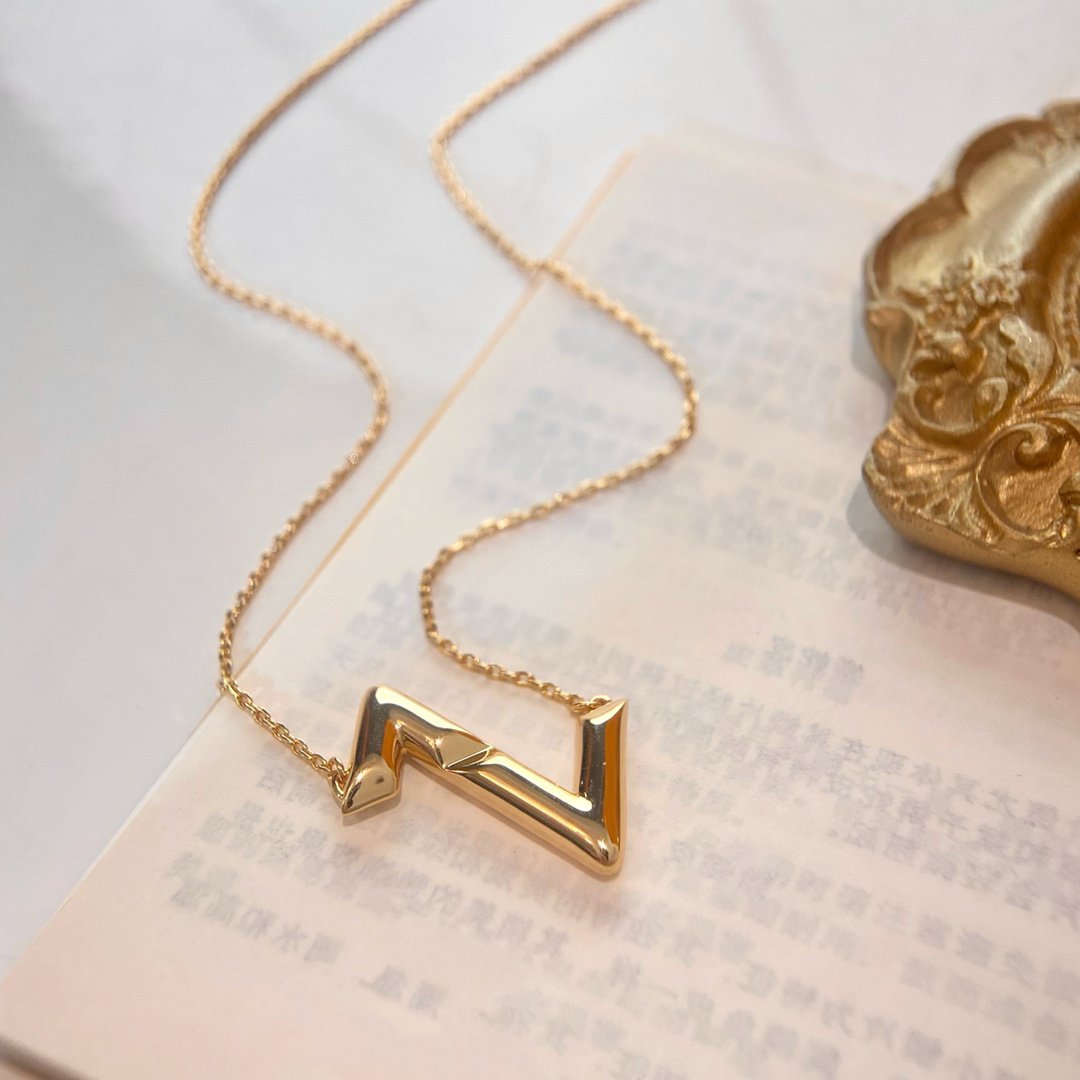 [Vellora Opalyn]VOLTE UPSIDE DOWN NECKLACE