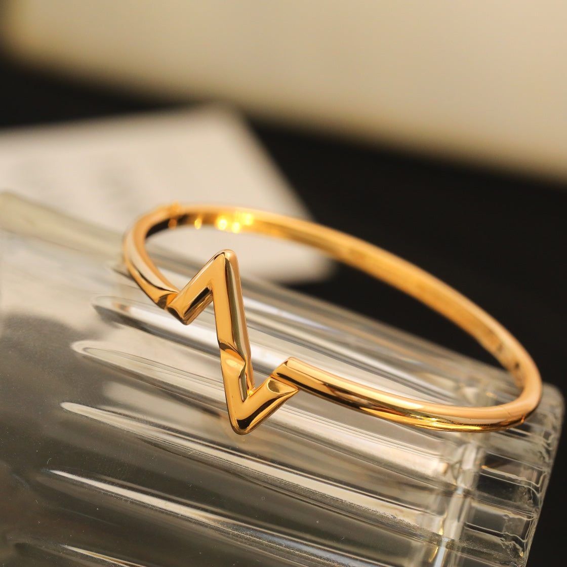 [Vellora Opalyn]VOLTE UPSITE DOWN BRACELET