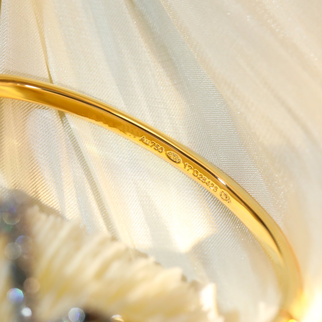 [Vellora Opalyn]VOLTE UPSITE DOWN GOLD DIAMOND BRACELET