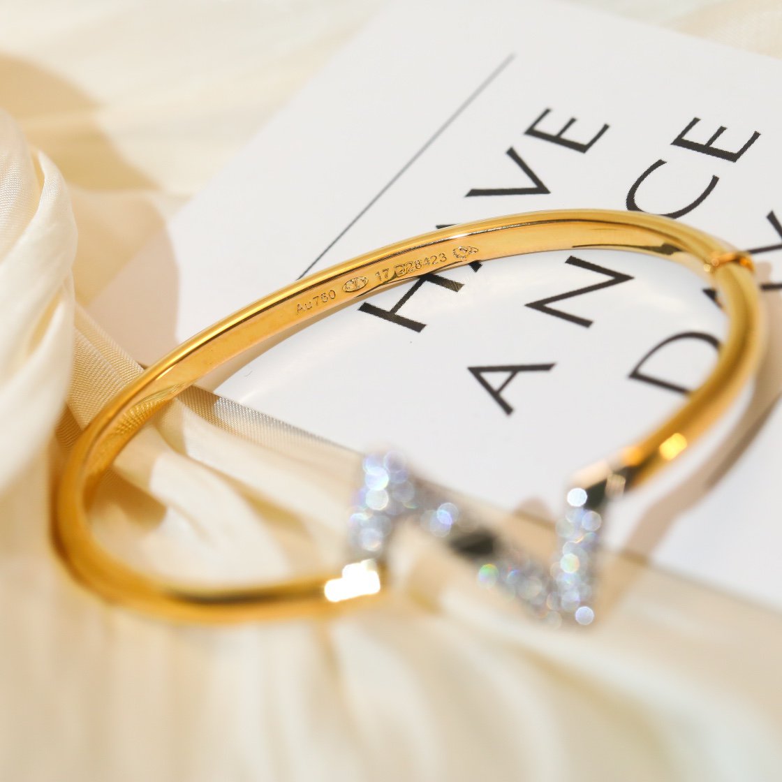 [Vellora Opalyn]VOLTE UPSITE DOWN GOLD DIAMOND BRACELET
