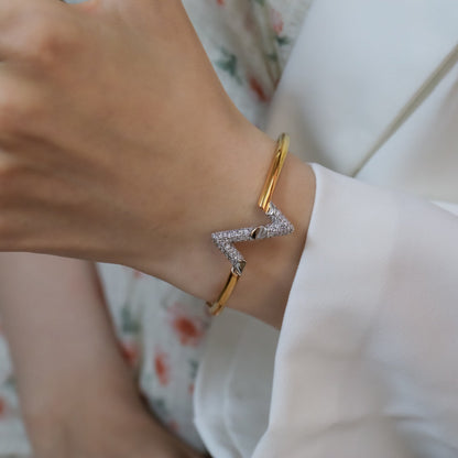 [Vellora Opalyn]VOLTE UPSITE DOWN GOLD DIAMOND BRACELET