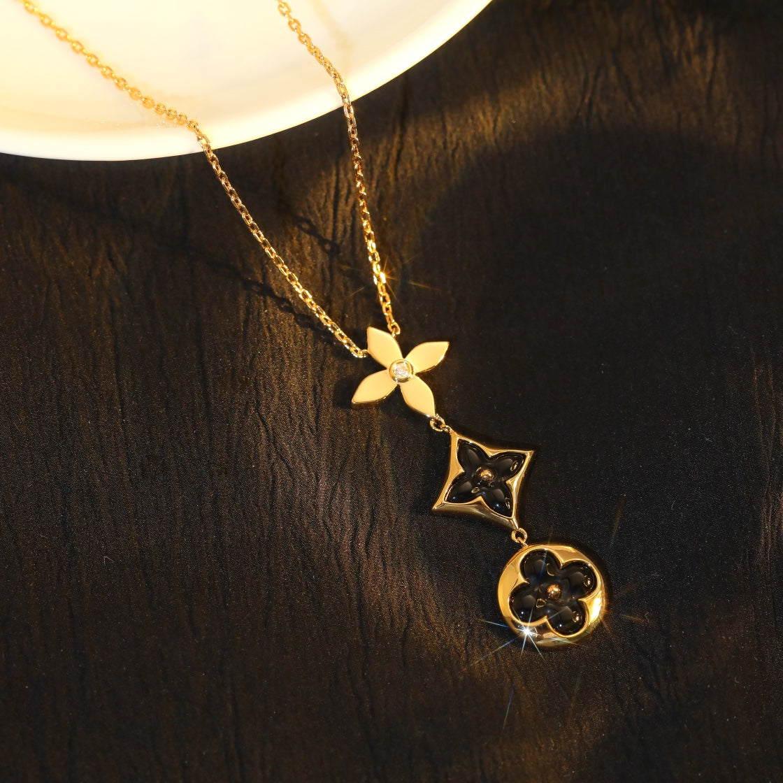 [Vellora Opalyn]STAR AND SUN ONYX PINK GOLD NECKLACE