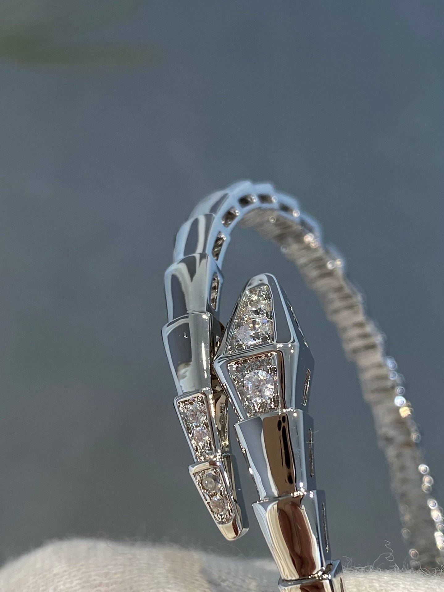 [Vellora Opalyn]SERPENTI BRACELET DIAMONDS SILVER