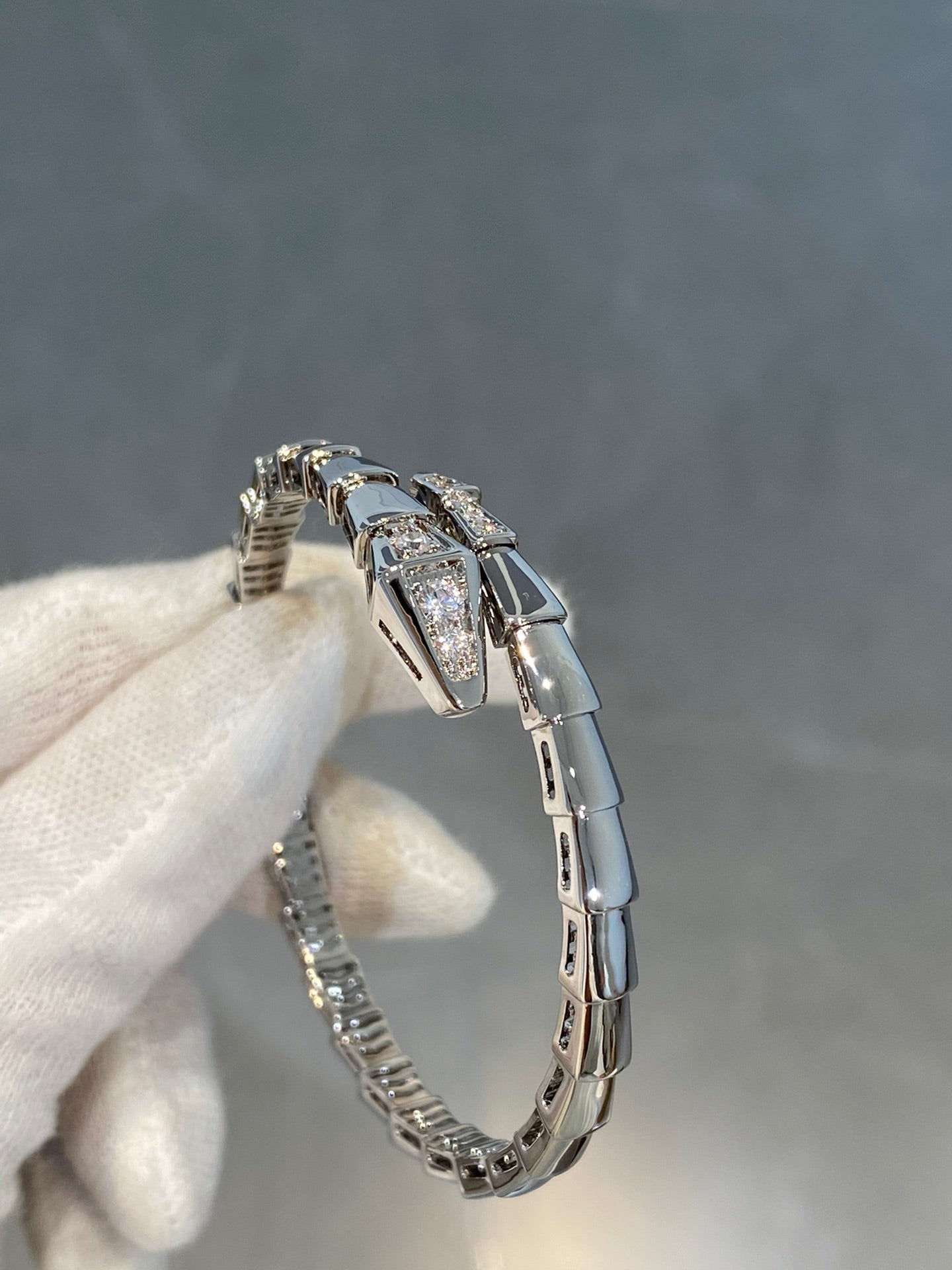 [Vellora Opalyn]SERPENTI BRACELET DIAMONDS SILVER