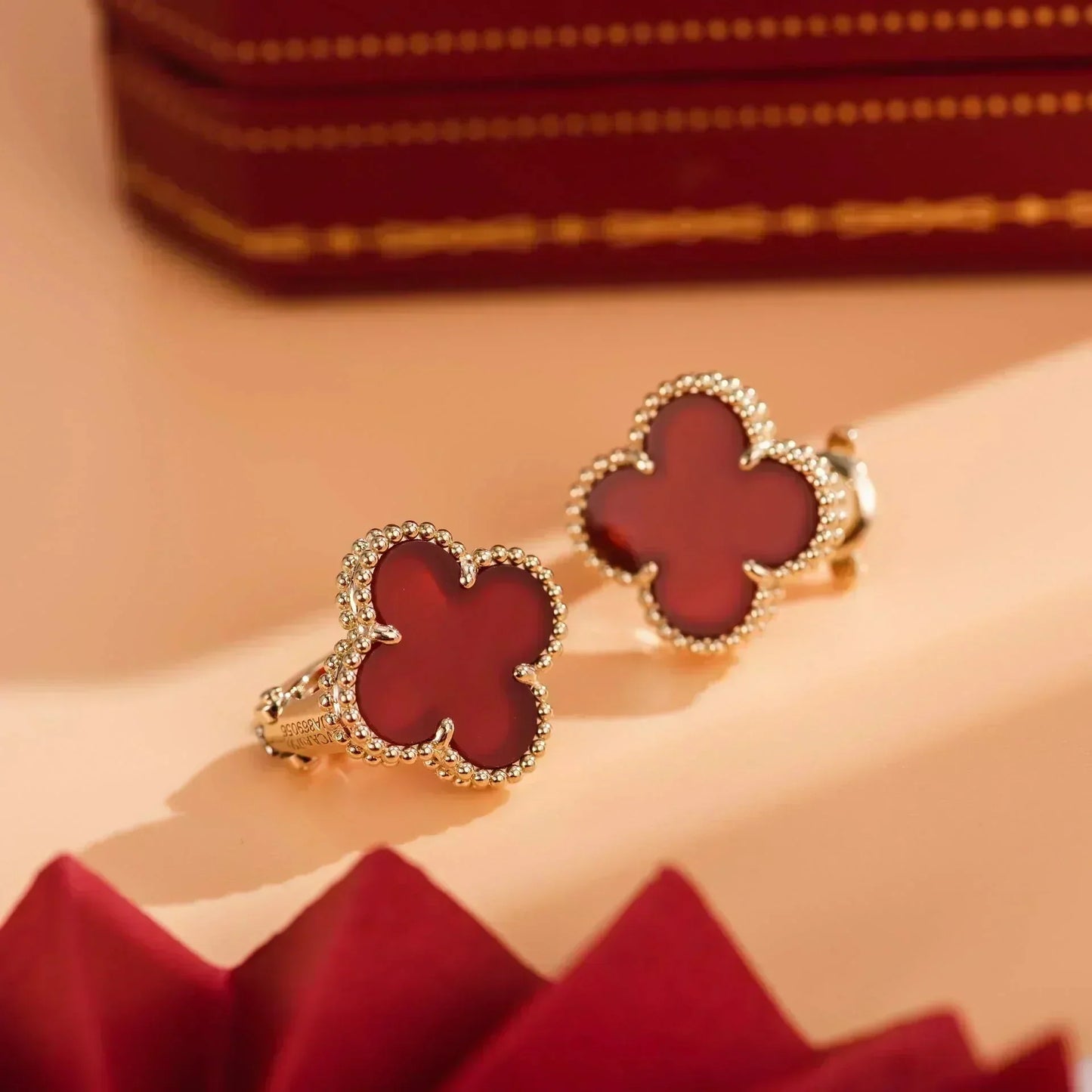 [Vellora Opalyn]CLOVER MEDIUM 1 MOTIFS CARNELIAN  EARRINGS
