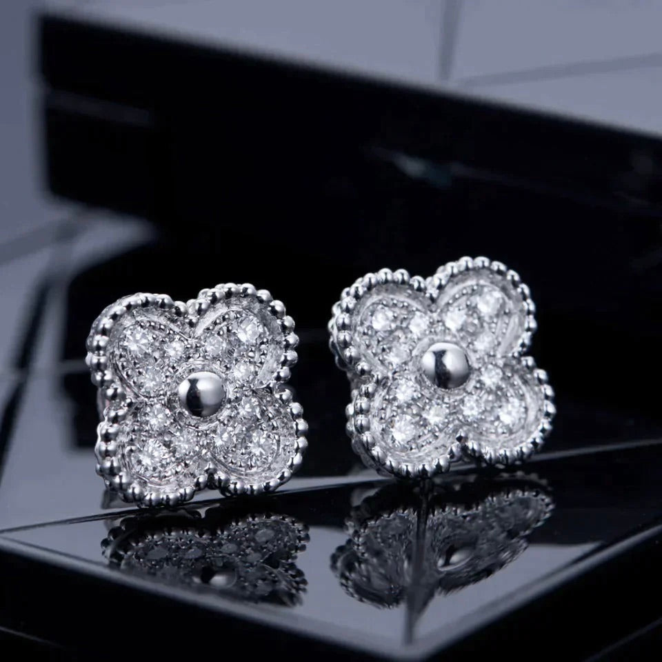 [Vellora Opalyn]CLOVER 1 MOTIFS DIAMOND STUD EARRINGS SILVER