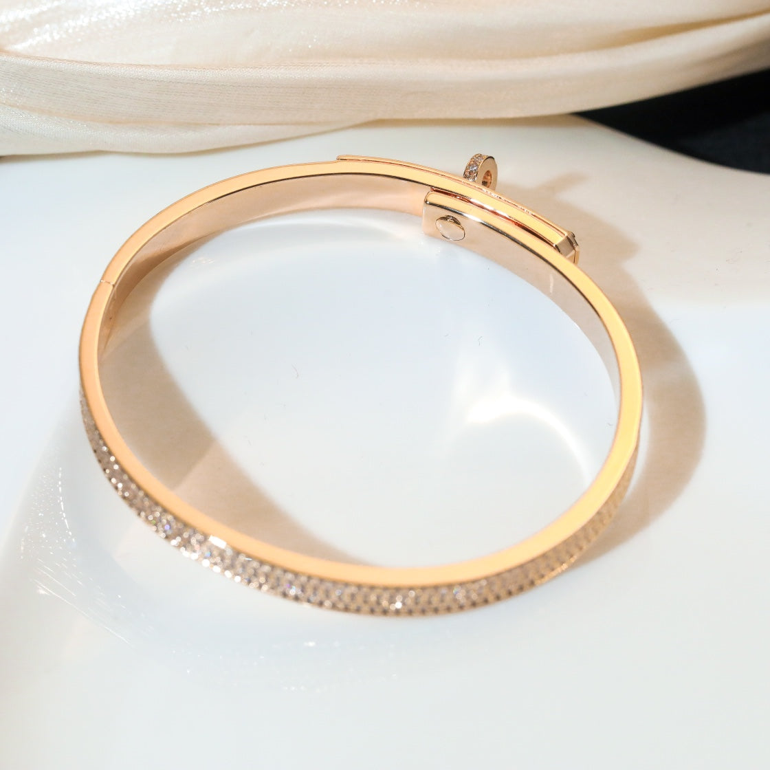[Vellora Opalyn]KELLY BRACELET DIAMOND PAVED