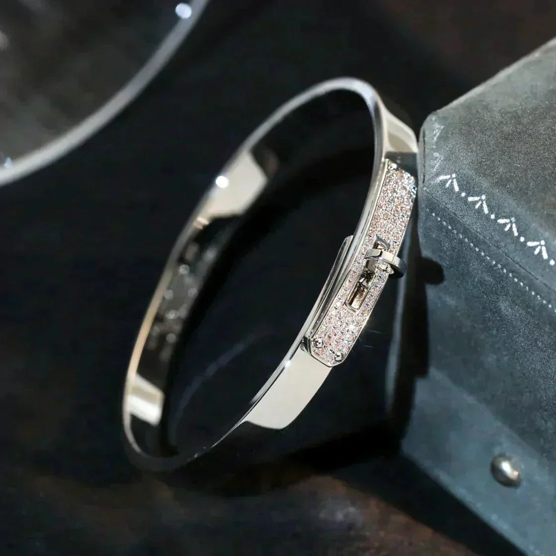 [Vellora Opalyn]KELLY SILVER DIAMOND BRACELET
