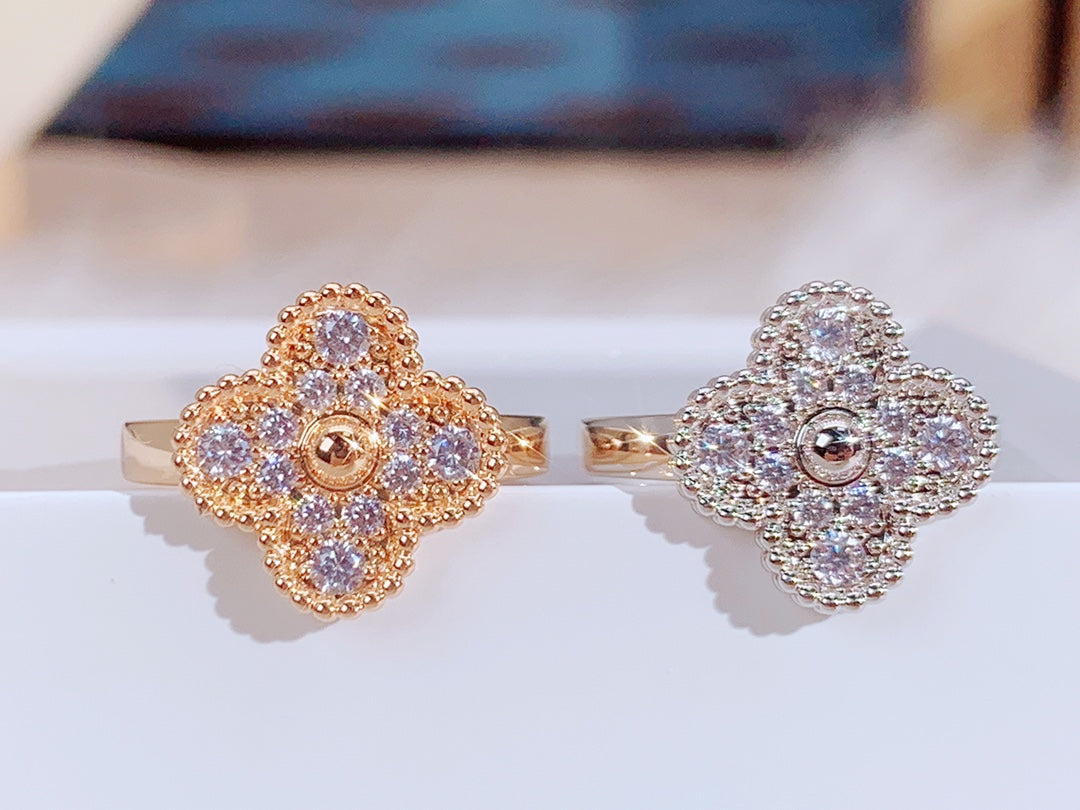 [Vellora Opalyn]CLOVER DIAMOND RING