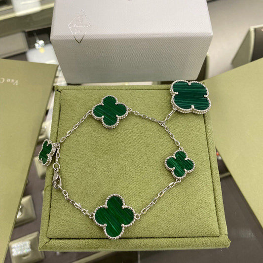 [Vellora Opalyn]CLOVER 5 MOTIFS SIVLER MALACHITE BRACELET