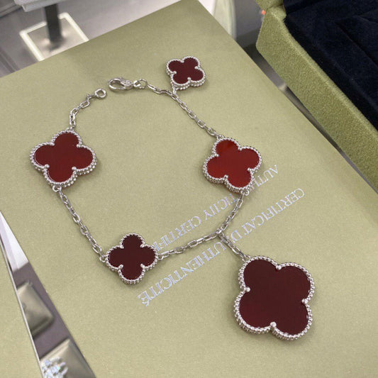 [Vellora Opalyn]CLOVER 5 MOTIFS SIVLER CARNELIAN BRACELET