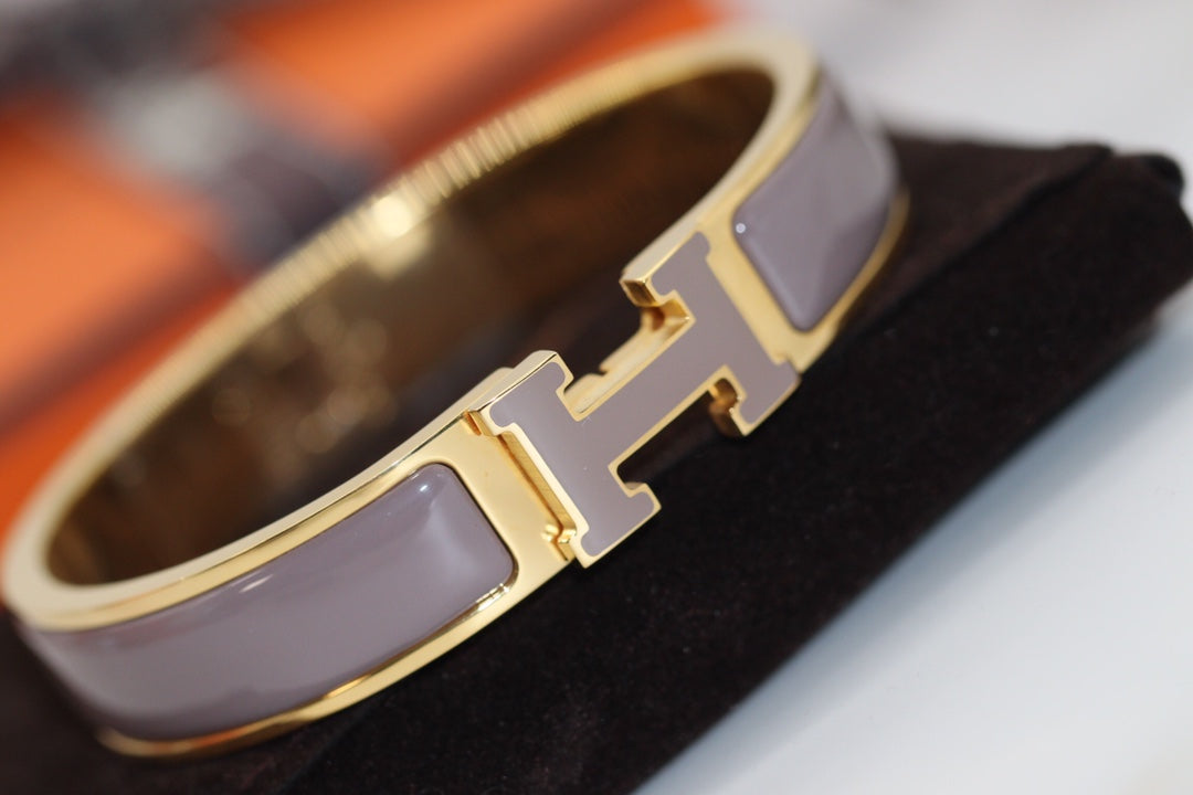 [Vellora Opalyn]H BRACELET 12MM BROWN