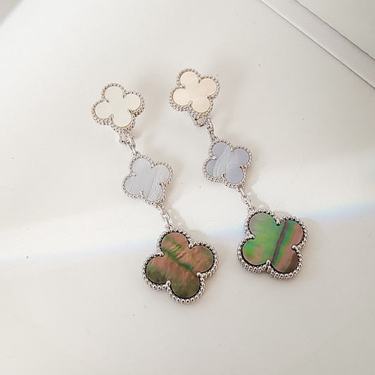 [Vellora Opalyn]CLOVER 3 MOTIFS CHALCEDONY DARK MOP SILVER EARRINGS