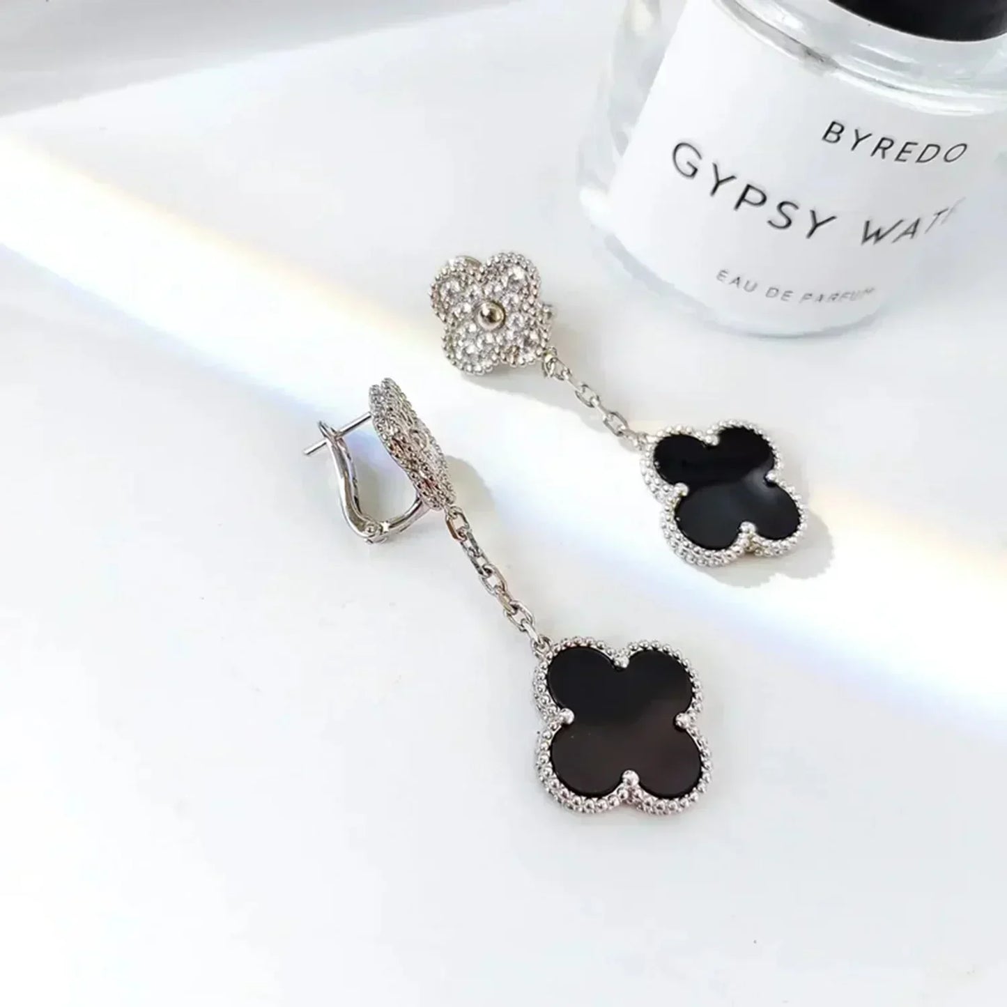 [Vellora Opalyn]CLOVER 2 MOTIFS  DIAMOND ONYX EARRINGS SILVER