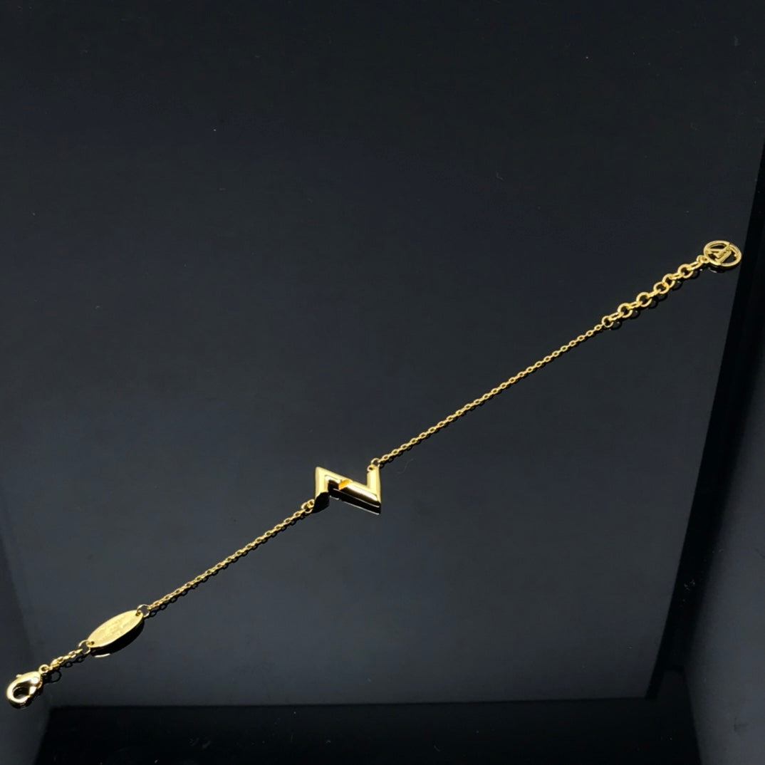 [Vellora Opalyn]VOLT LV LOGO BRACELET
