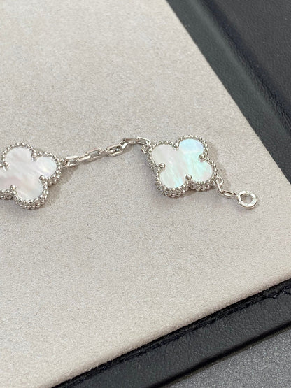 [Vellora Opalyn]CLOVER SILVER MOP 5 MOTIF BRACELET
