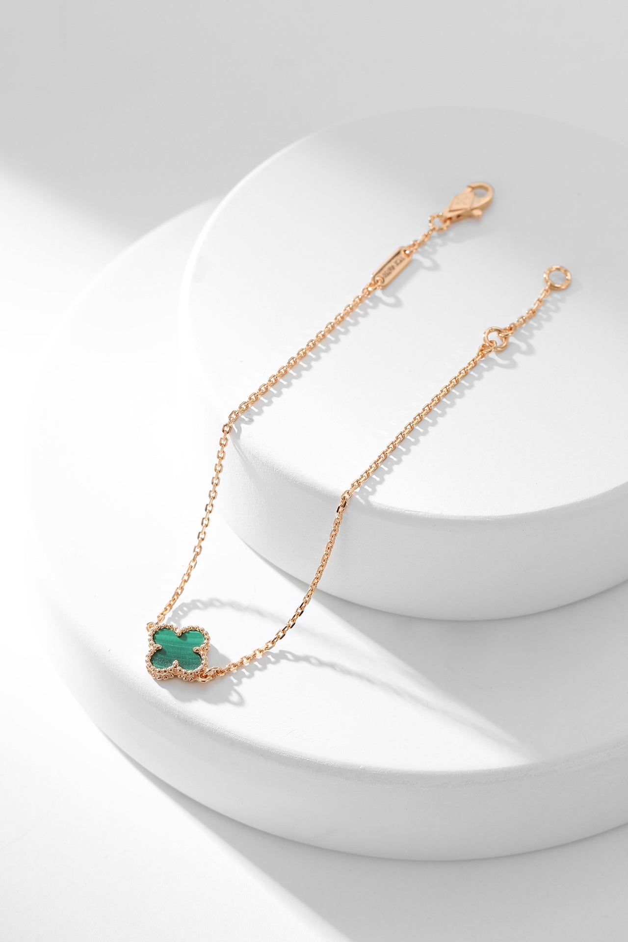 [Vellora Opalyn]CLOVER BRACELET MALACHITE 1 MOTIF