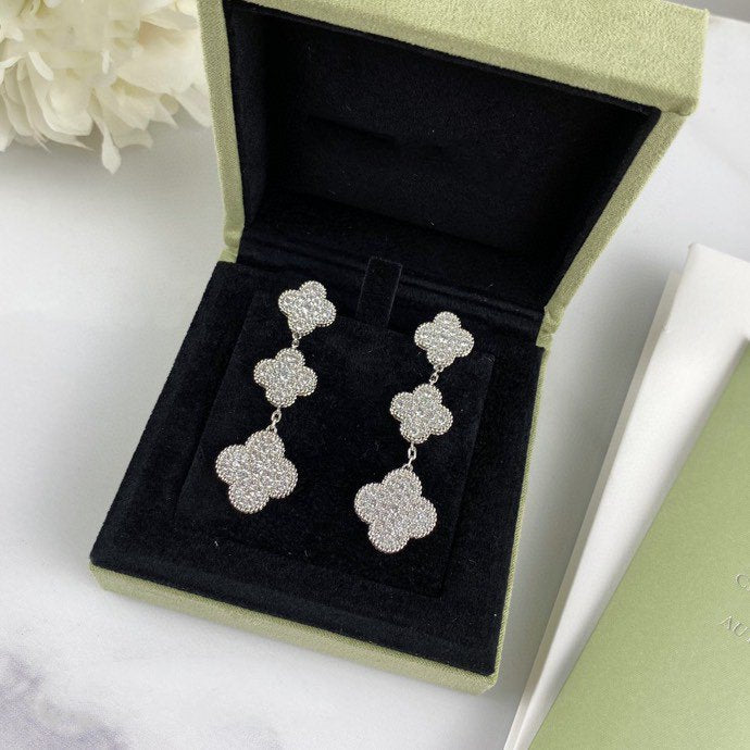 [Vellora Opalyn]CLOVER 3 MOTIF DIAMOND SILVER DROP EARRINGS