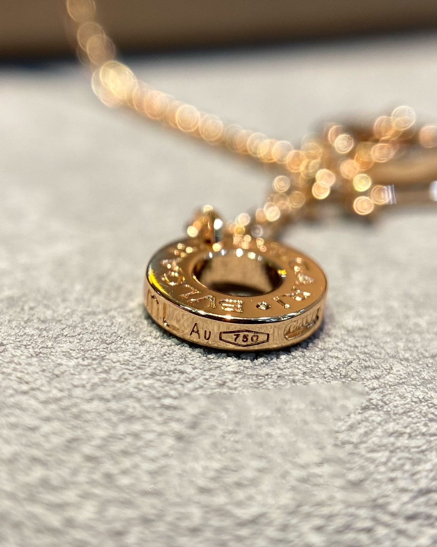 [Vellora Opalyn]DREAM MOP DIAMOND PAVED PINK GOLD NECKLACE