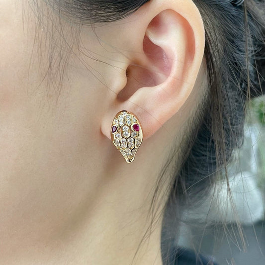 [Vellora Opalyn] SERPENT DIAMOND STUD EARRINGS