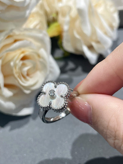 [Vellora Opalyn]CLOVER SILVER MOP DIAMOND RING