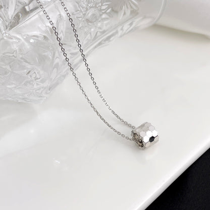 [Vellora Opalyn]BEE MINI NECKLACE
