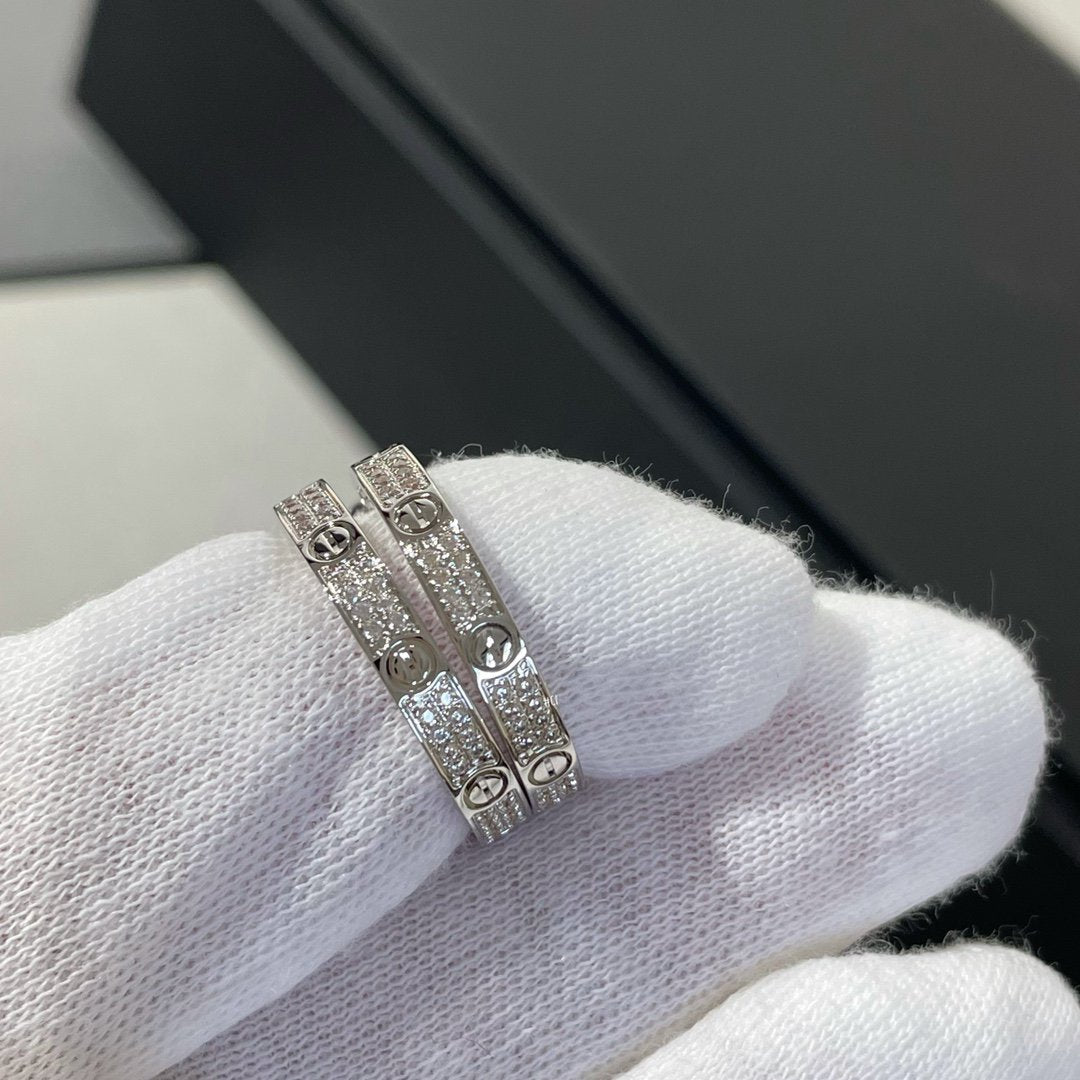 [Vellora Opalyn]LOVE DIAMOND SILVER HOOP EARRINGS