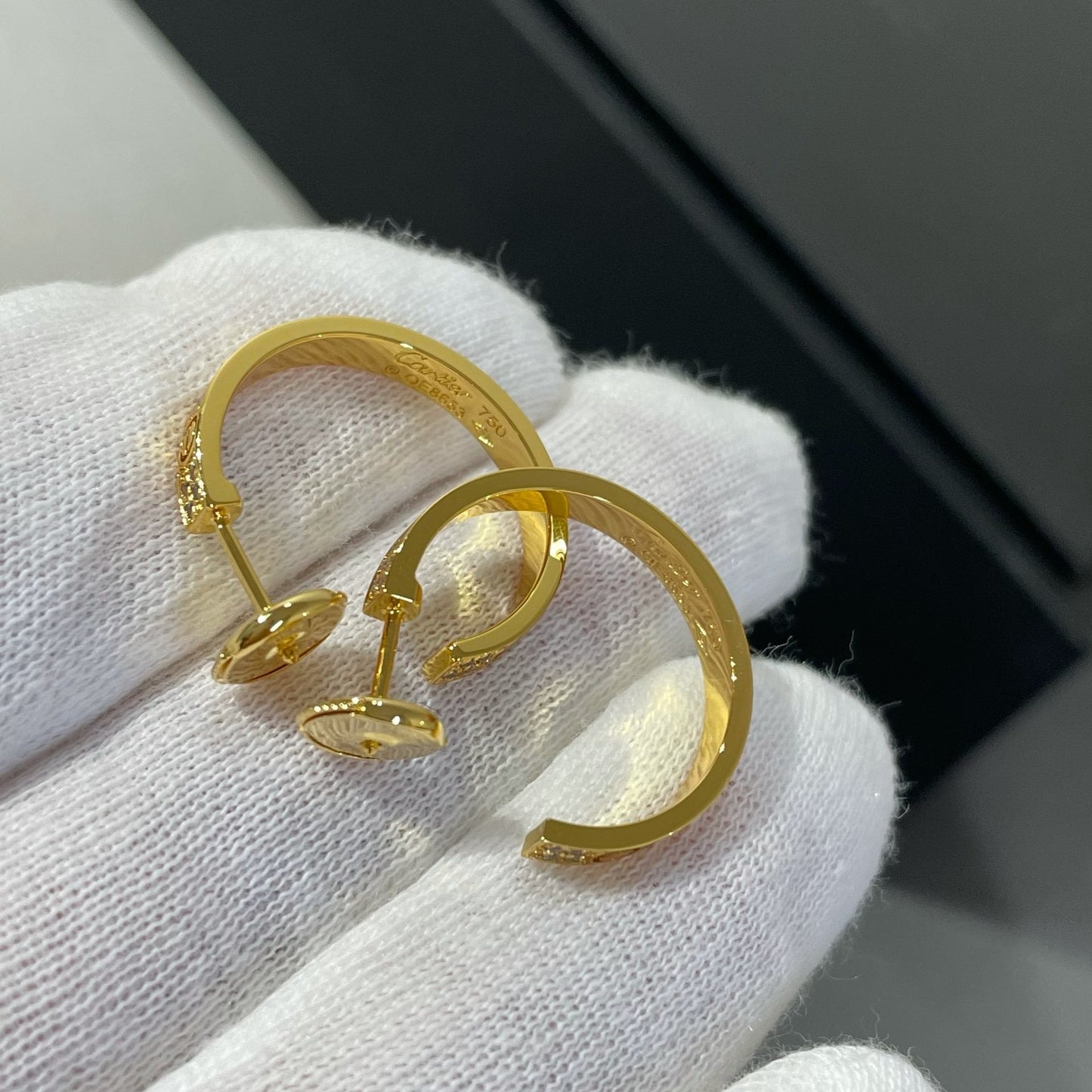 [Vellora Opalyn]LOVE DIAMOND GOLD HOOP EARRINGS