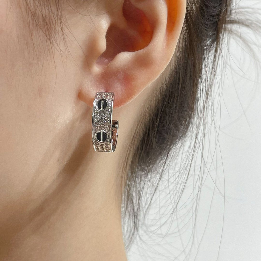 [Vellora Opalyn]LOVE CERAMIC DIAMOND PAVED SILVER EARRINGS