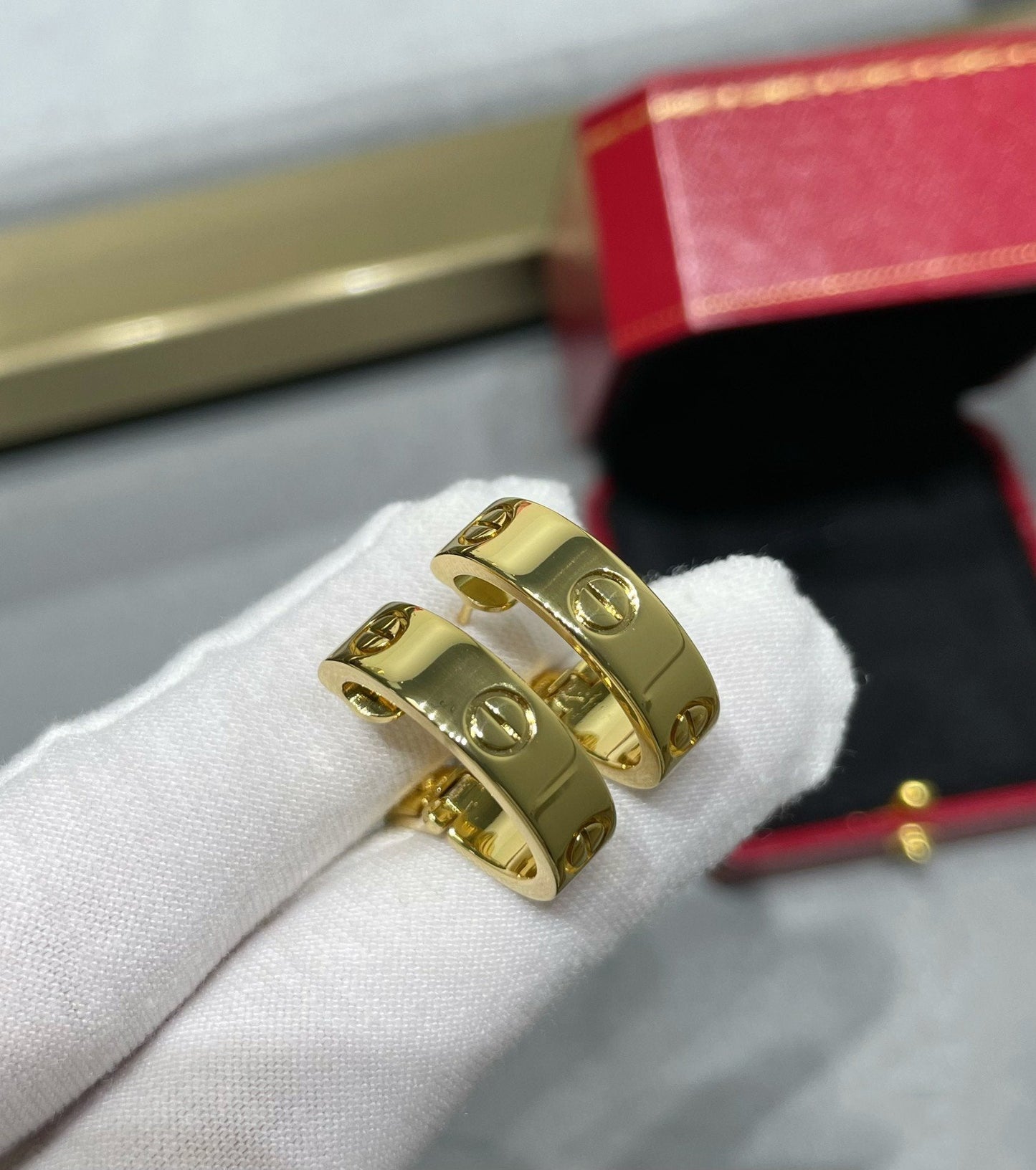 [Vellora Opalyn]LOVE 5.5MM EARRINGS
